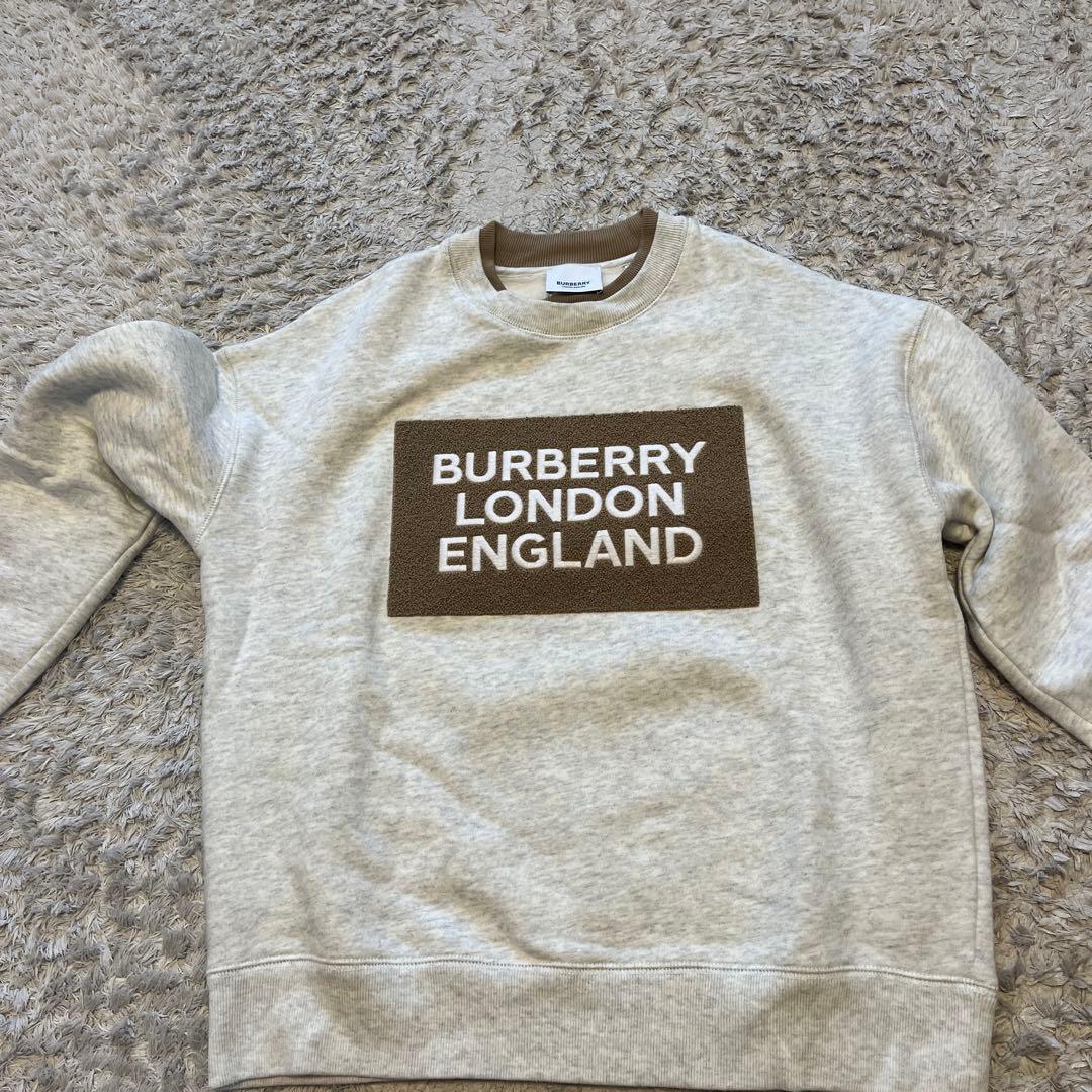 BURBERRY グレー ロゴスウェット 12Y