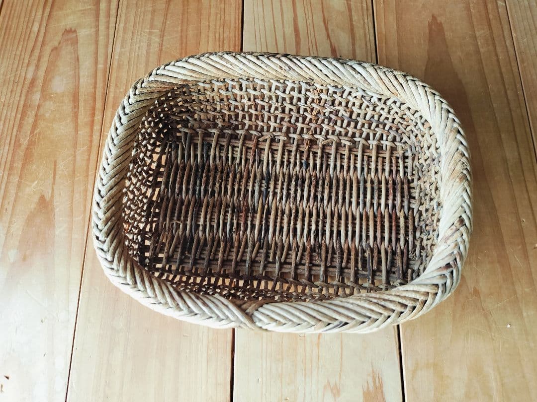 中川原信一作　あけび籠