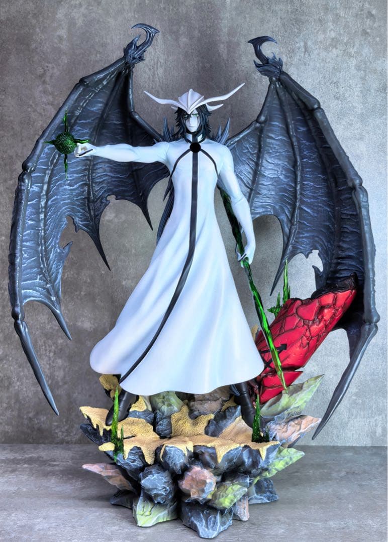 ブリーチ　ウルキオラ・シファー　黒翼大魔　ガレージキッド　フィギュア　完成品