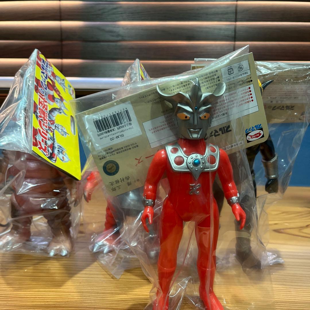ブルマァク　ウルトラマン　レオ　レッドギラス　ブラックギラス　マグマ星人　未開封