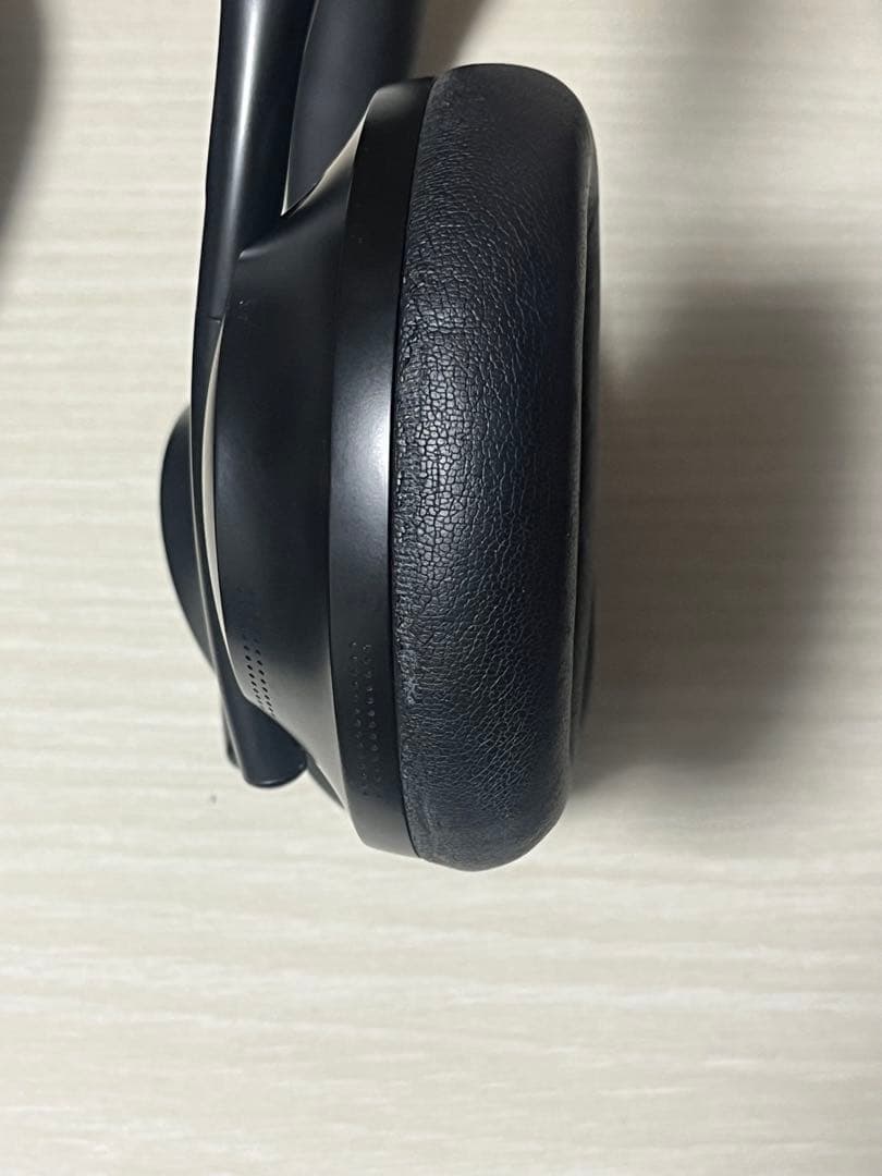 Bose ワイヤレスヘッドホン 収納ケース付き