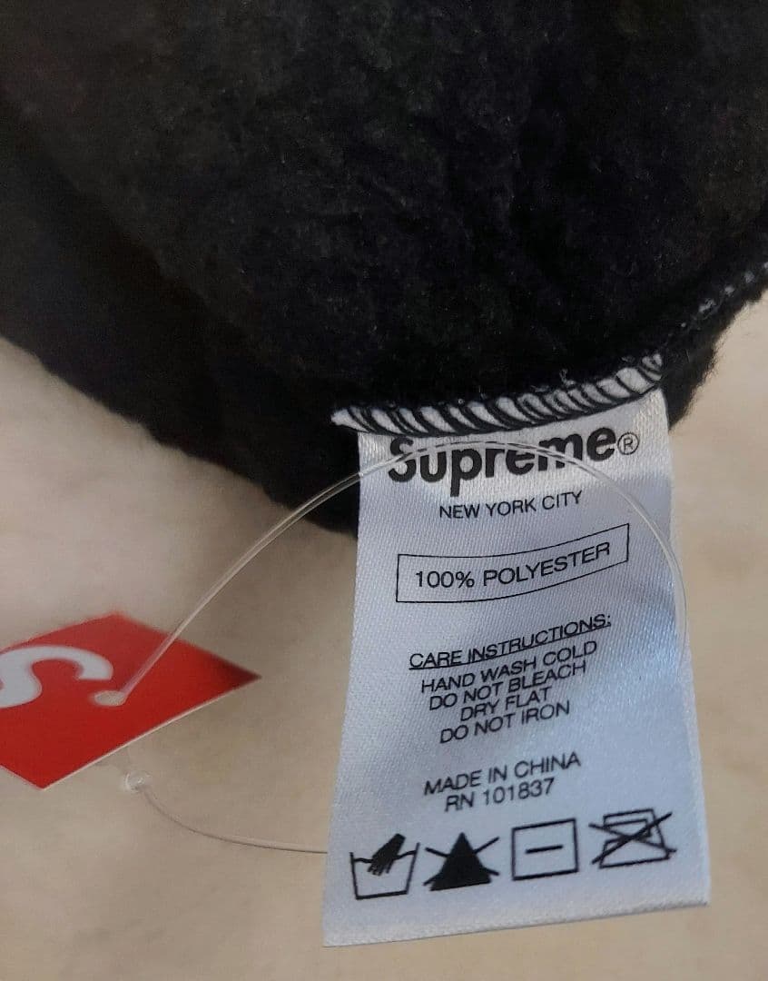 新品未使用半タグ付きSupremeキムタク着用ネックウォーマー　シュプリーム