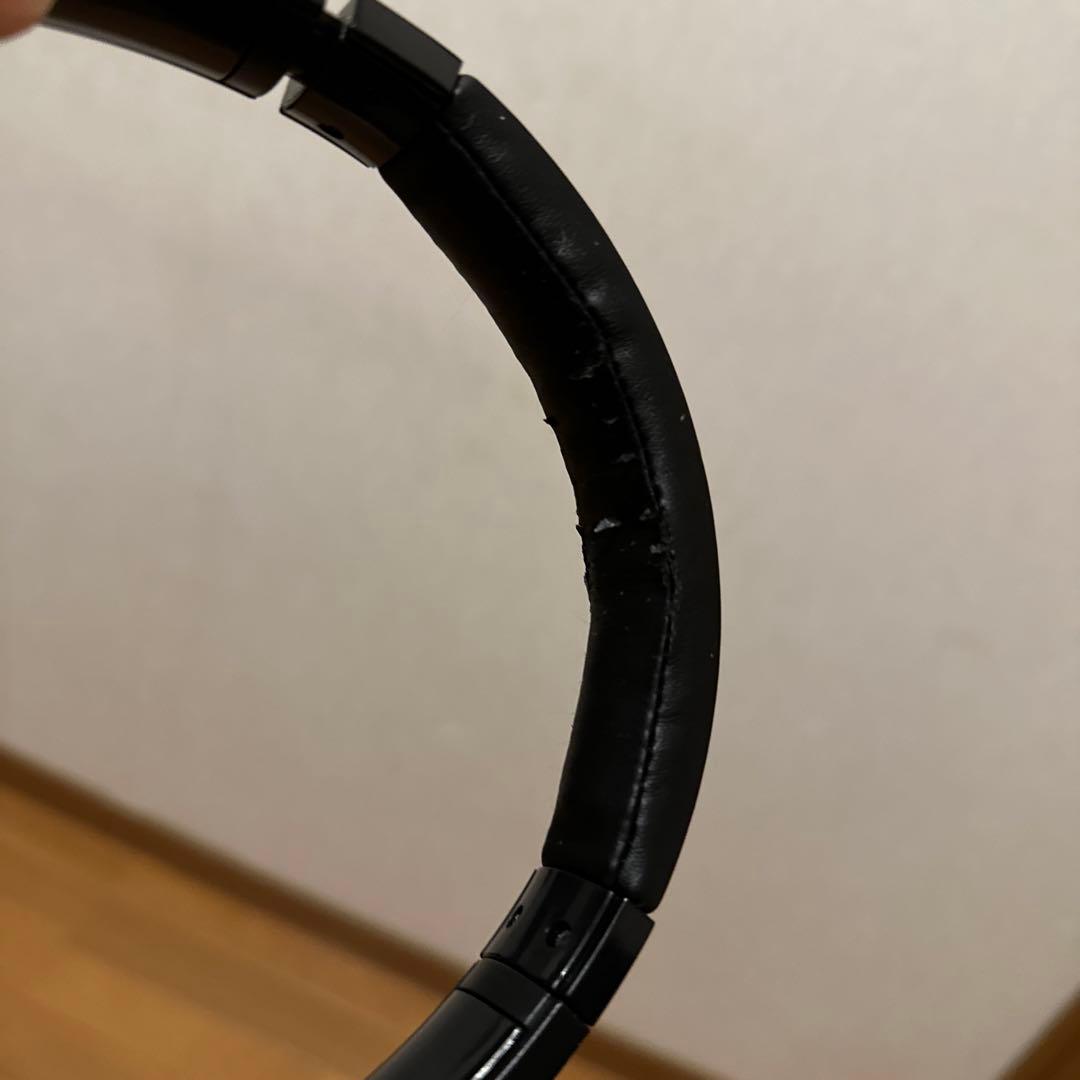 箱と説明書も付いてます。スイッチの反応は問題なく反応します。