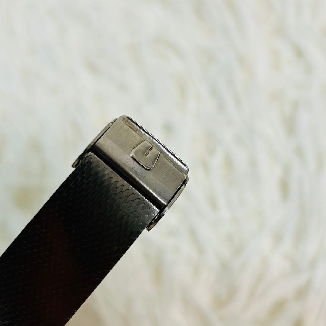 UNIVERSAL GENEVE WHITE SHADOW 自動巻き時計