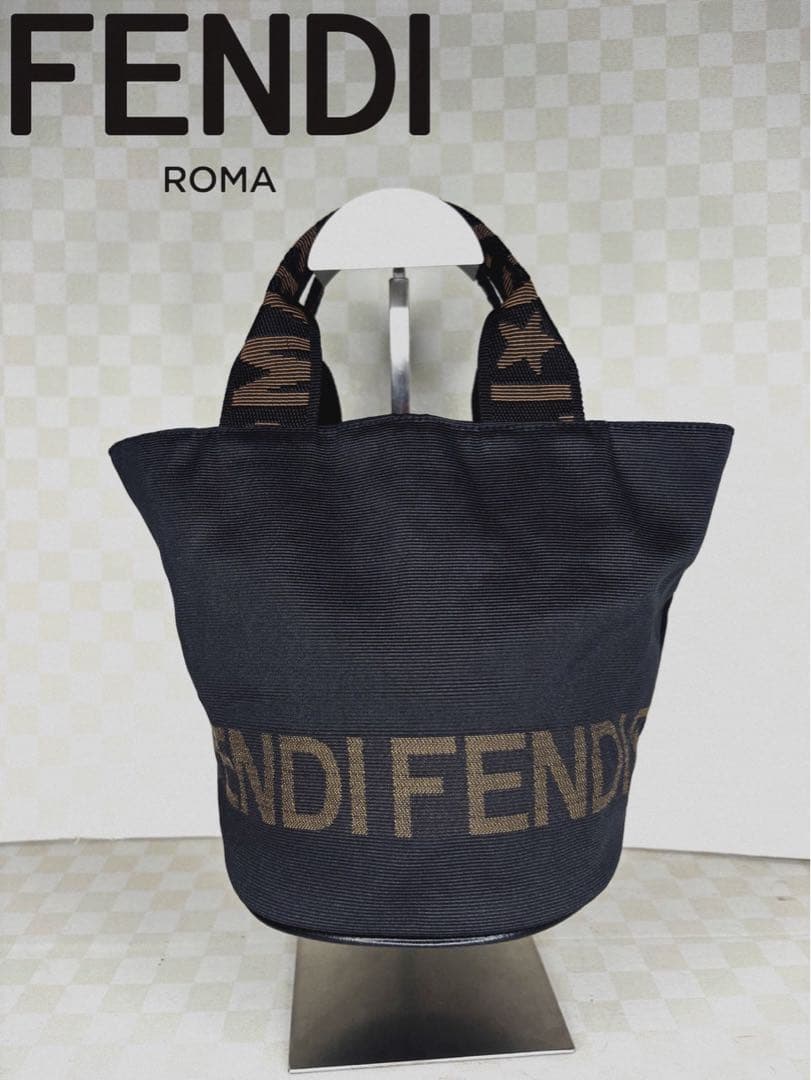極美品　希少サイズ　FENDI フェンディ　ハンドバッグ　M29