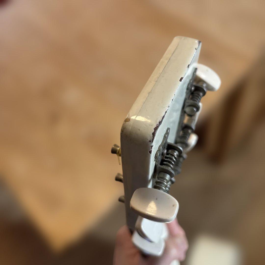 ジャパンビンテージK Countryギター 希少な白(ケース付き)