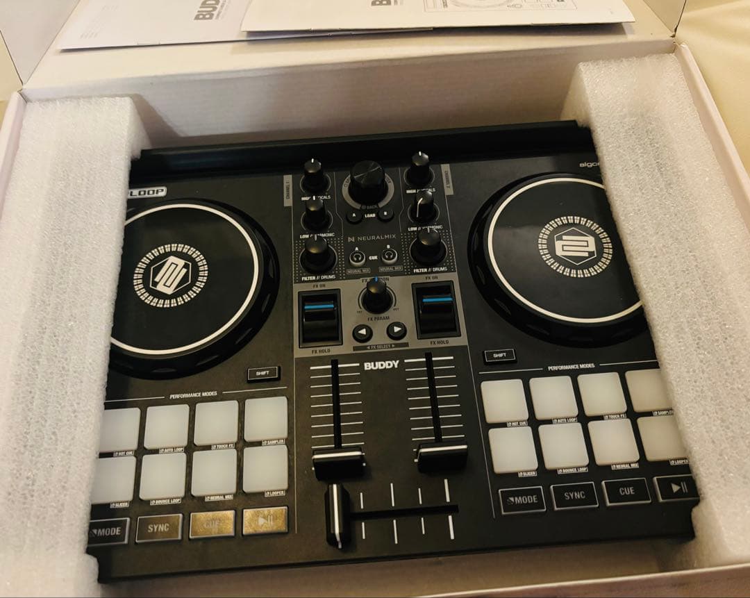 大人気 ‼︎ reloop buddy コントローラー