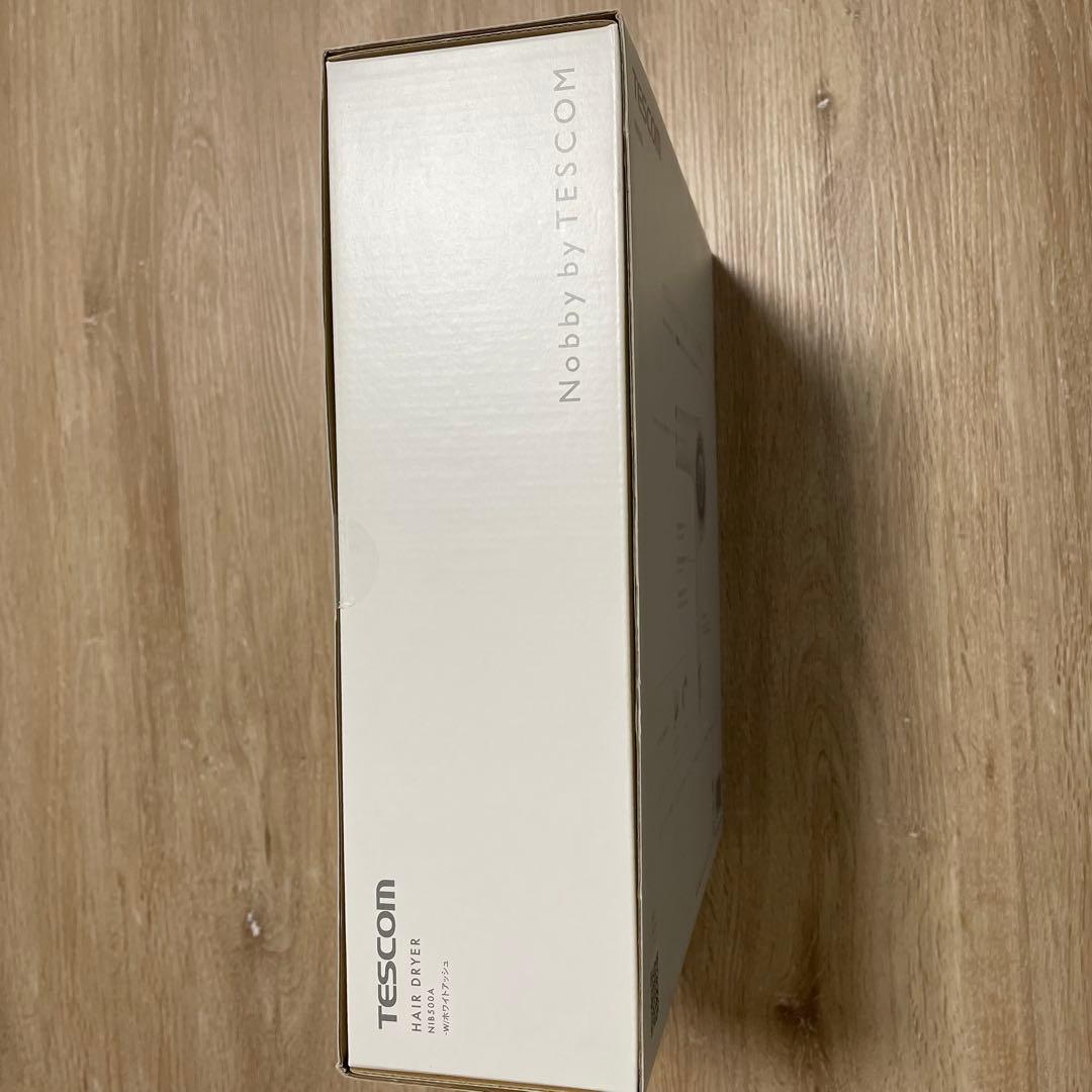 新品未開封 TESCOM Nobby ヘアドライヤー NIB500A ホワイト