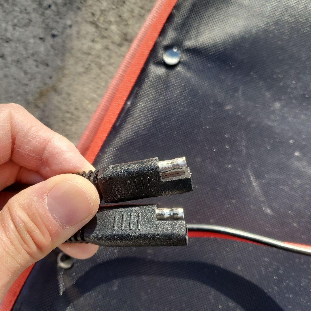 太陽光パネルDOKIOソーラーパネルと延長ケーブル約15m～20m