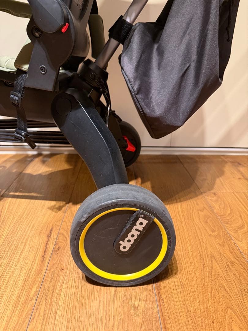 doona Liki Trike【世界最小折りたたみ三輪車】リキトライク カーキ