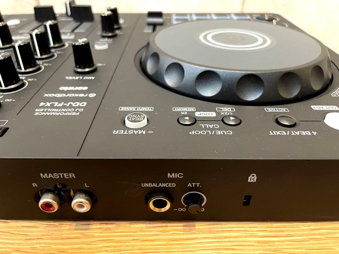 マタドガス　美品！Pioneer DJ DDJ-FLX4 コントローラー