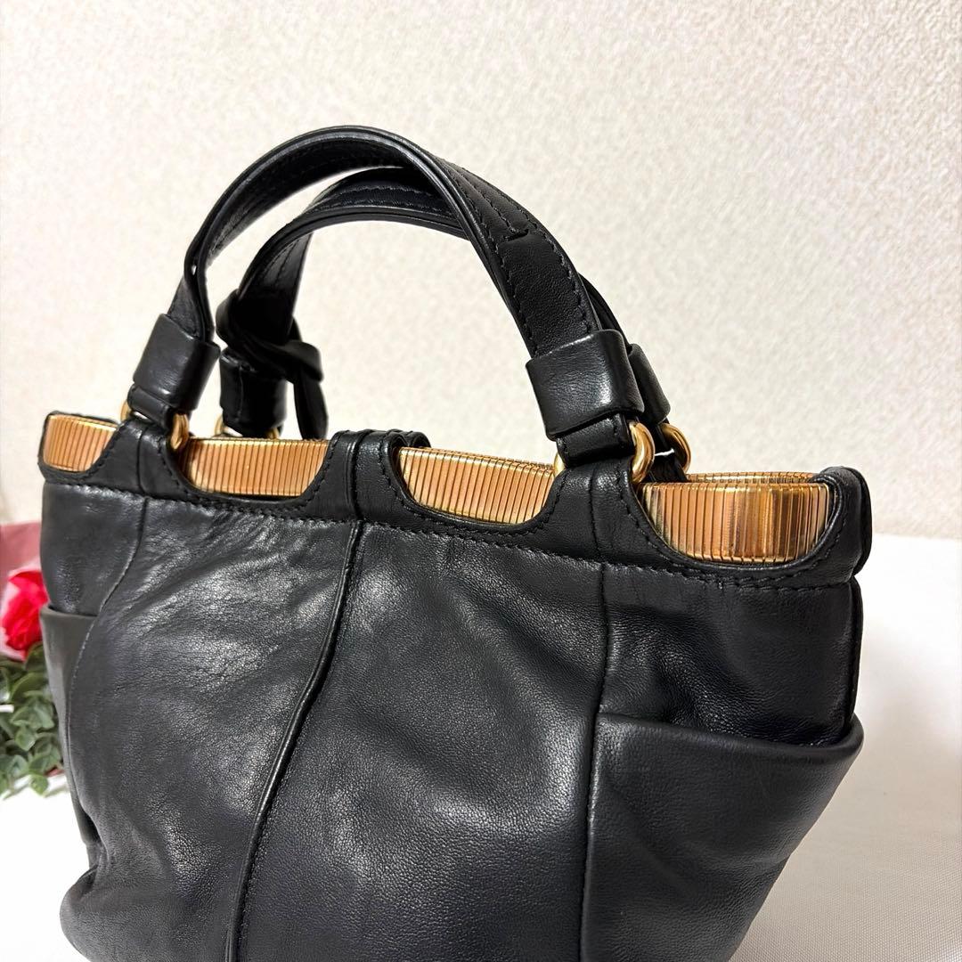 美品 JIMMY CHOO ジミーチュウ ラムスキン ゴールド金具 ハンドバッグ