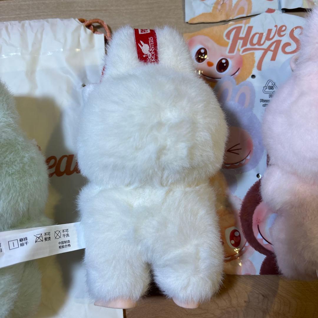 正規品 Labubu The Monsters Have a Seat コーラ