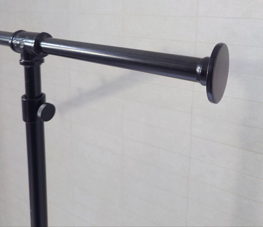 【送料込み】傾斜ハンガーラック　ハンガーラック　黒