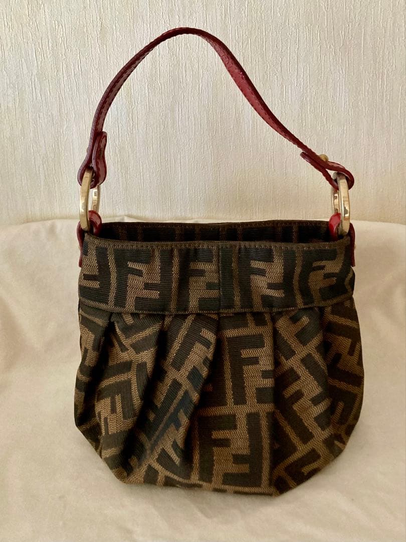 フェンディ　バッグ