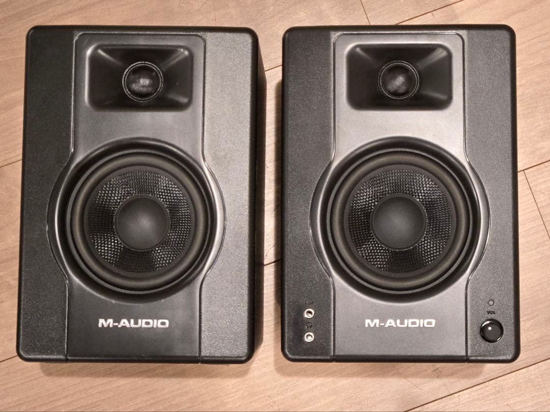 M-Audio BX4 モニタースピーカー