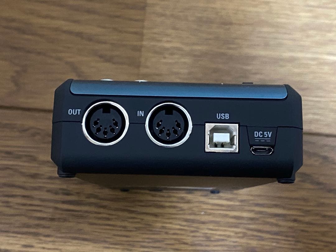 ZOOM U-44 オーディオインターフェイス