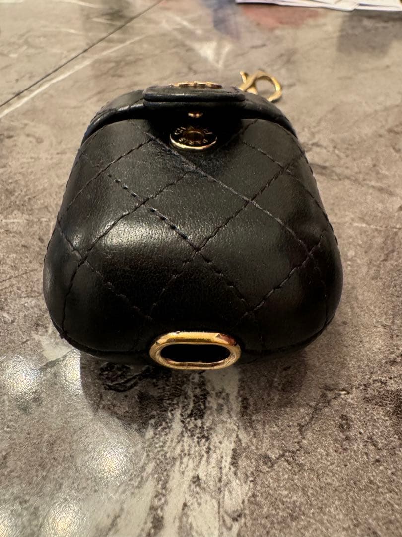 AirPodsケース　第一世代　　シャネル　マトラッセ