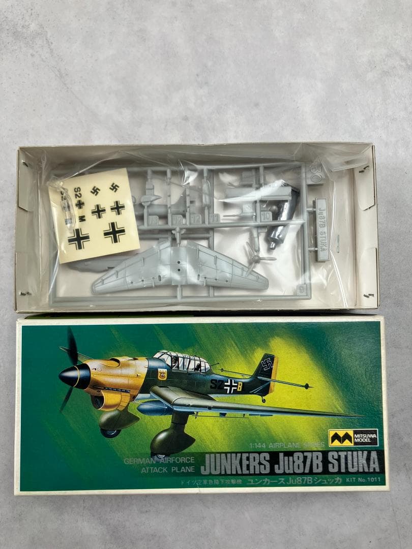 ミツワモデル　1/144　戦闘機　エアープレーンシリーズ　ミリタリー　海軍