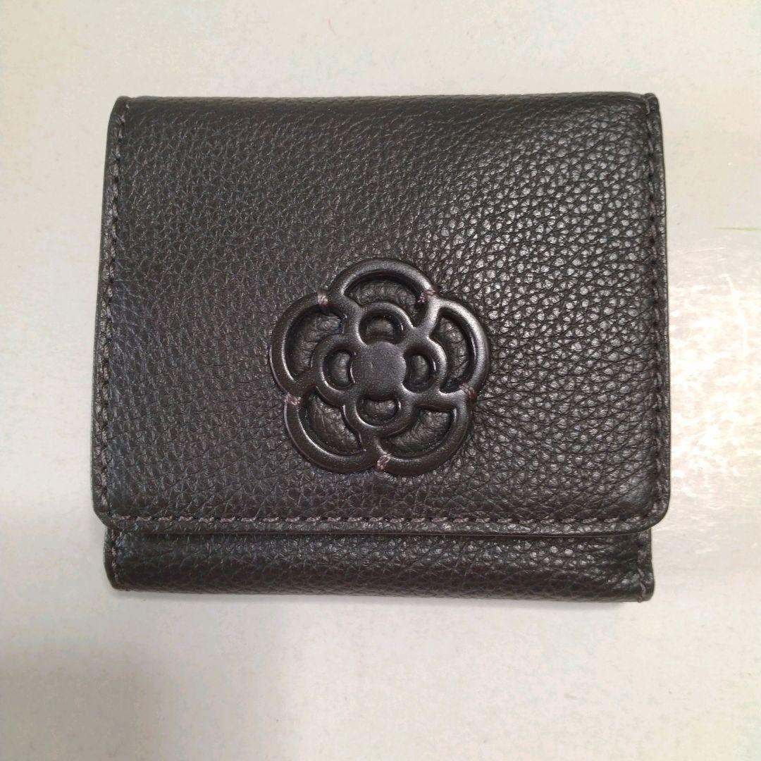 クレイサス✴️アンブラン カメリア 本革 折り財布〈黒〉【新品】箱なし