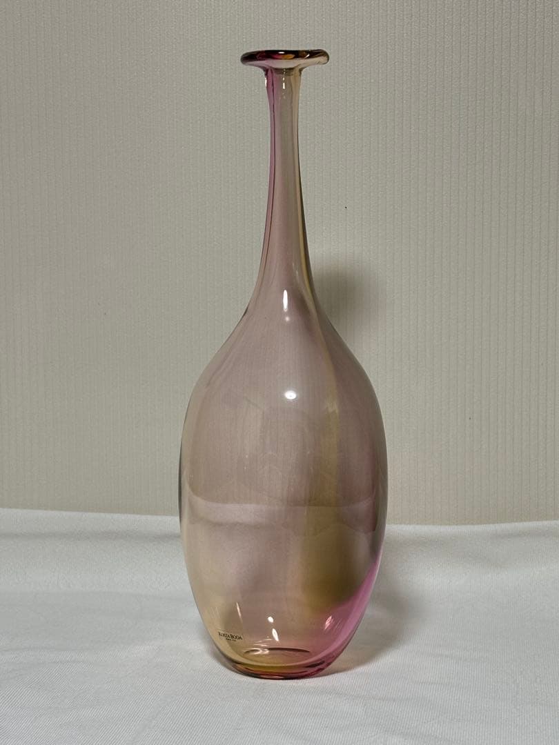 kiri様　コスタボタ　ピンクグラデーションガラスボトル