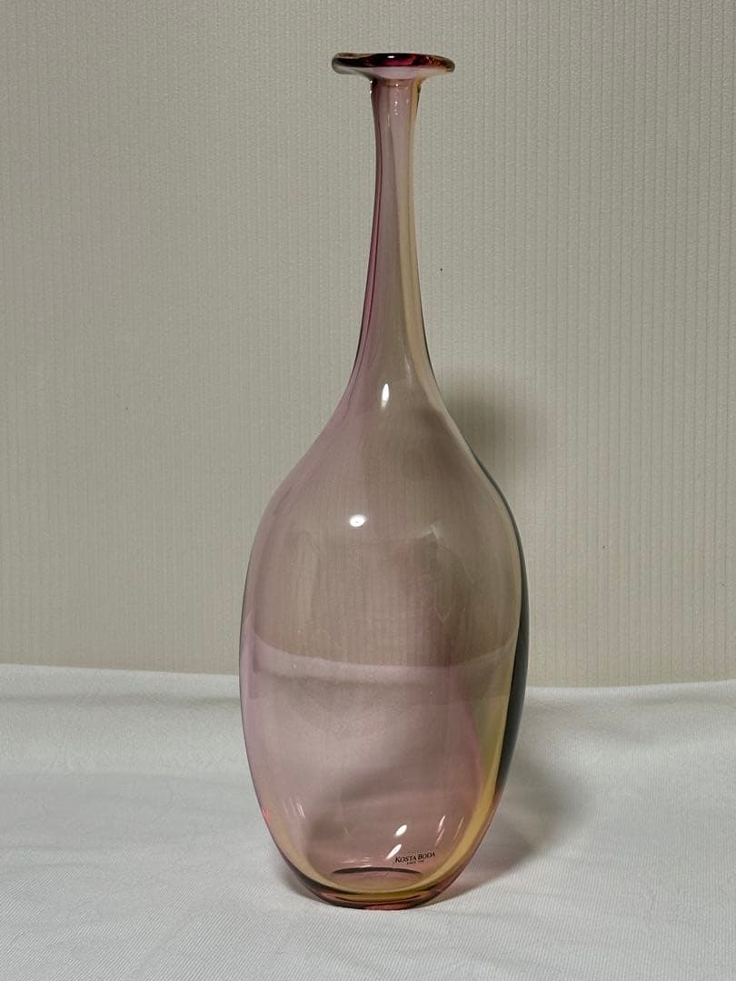 kiri様　コスタボタ　ピンクグラデーションガラスボトル