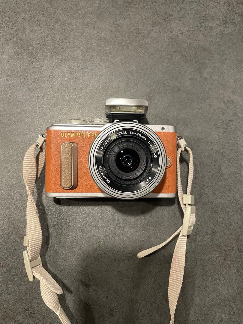 OLYMPUS PEN E-pl8 ミラーレスカメラ 14-42mm ブラウン