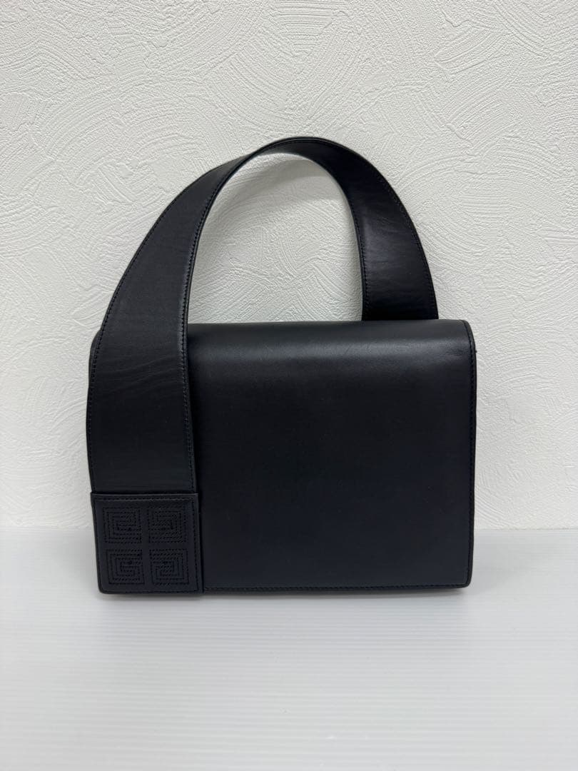 美品 ジバンシー 4G ステッチ ロゴ フルフラップ レザー ハンドバッグ