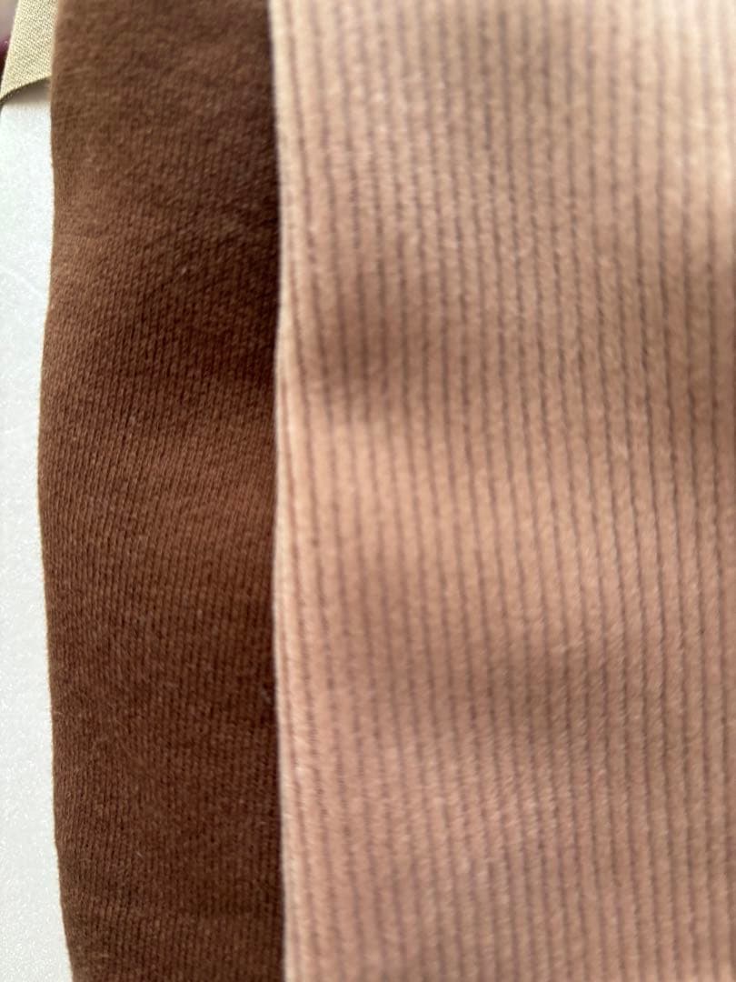 コーデュロイニット