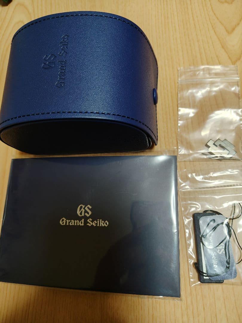 【けけけ】グランドセイコー SBGA211 雪白 スプリングドライブ