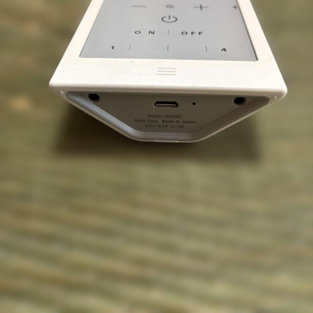 SONY HUIS（ハウス）学習マルチリモコン　HUIS-100RC