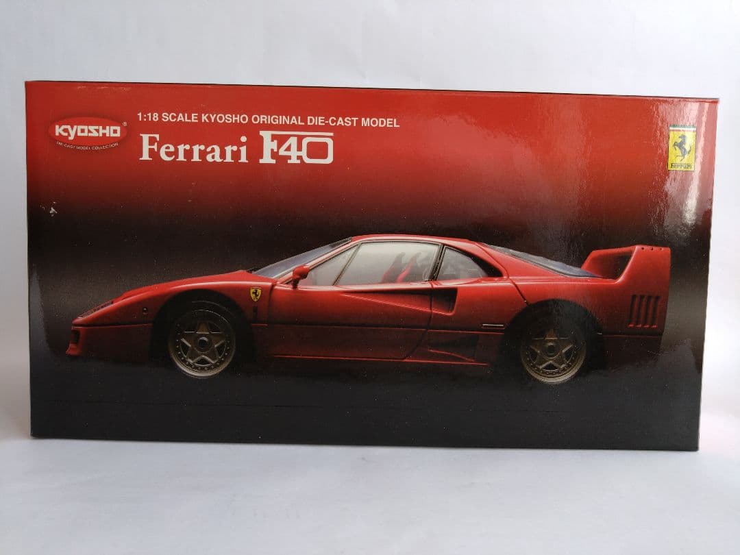フェラーリ Ferrari F40 1/18