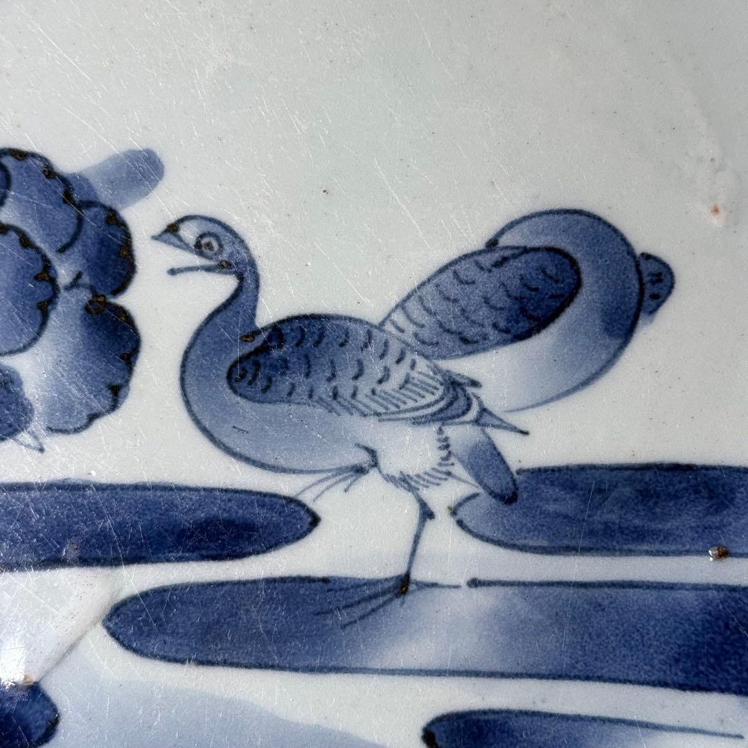 古伊万里　藍九谷様式　染付水鳥花図尺皿　31.5cm　裏唐草文　江戸中期　蒐集家