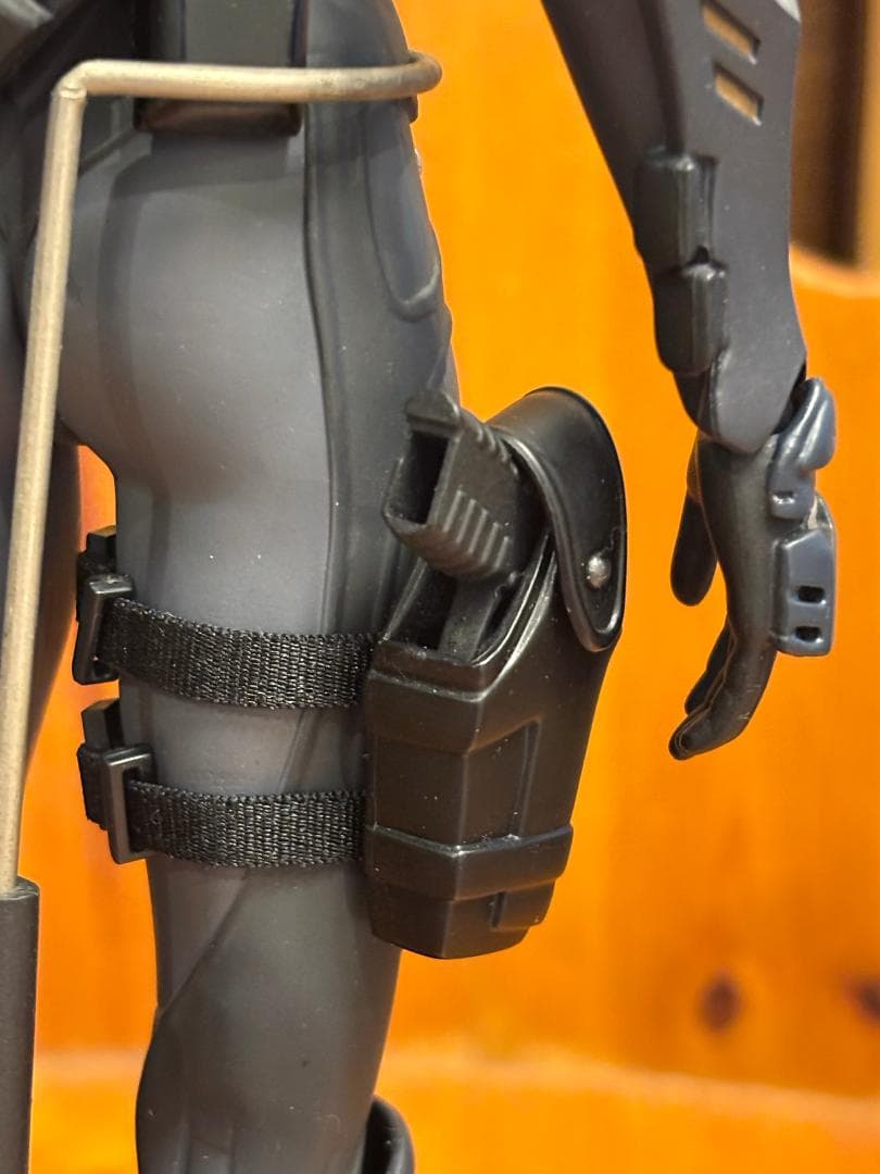 ホットトイズ 　１／６スケールフィギュア　デュナン・ナッツ　欠品アリ