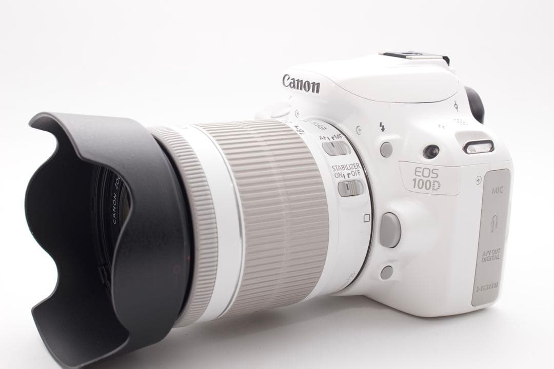 キャノン　EOS Kiss X7 ホワイト　最軽量　美品　100D STMレンズ