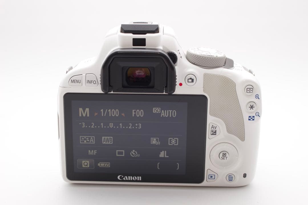 キャノン　EOS Kiss X7 ホワイト　最軽量　美品　100D STMレンズ