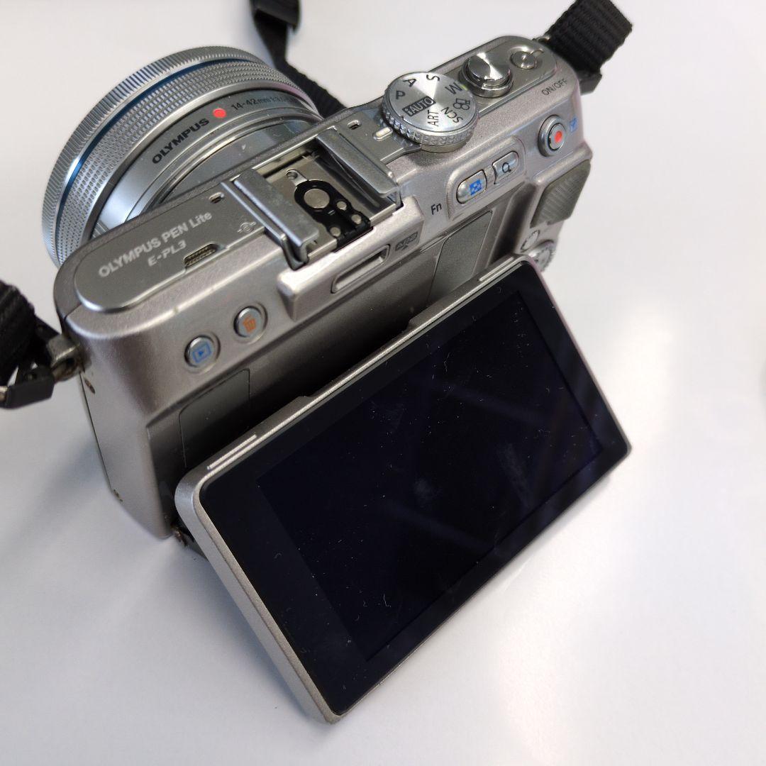 OLYMPUS E-PL3 14-42mm EZパンケーキズームレンズ付き