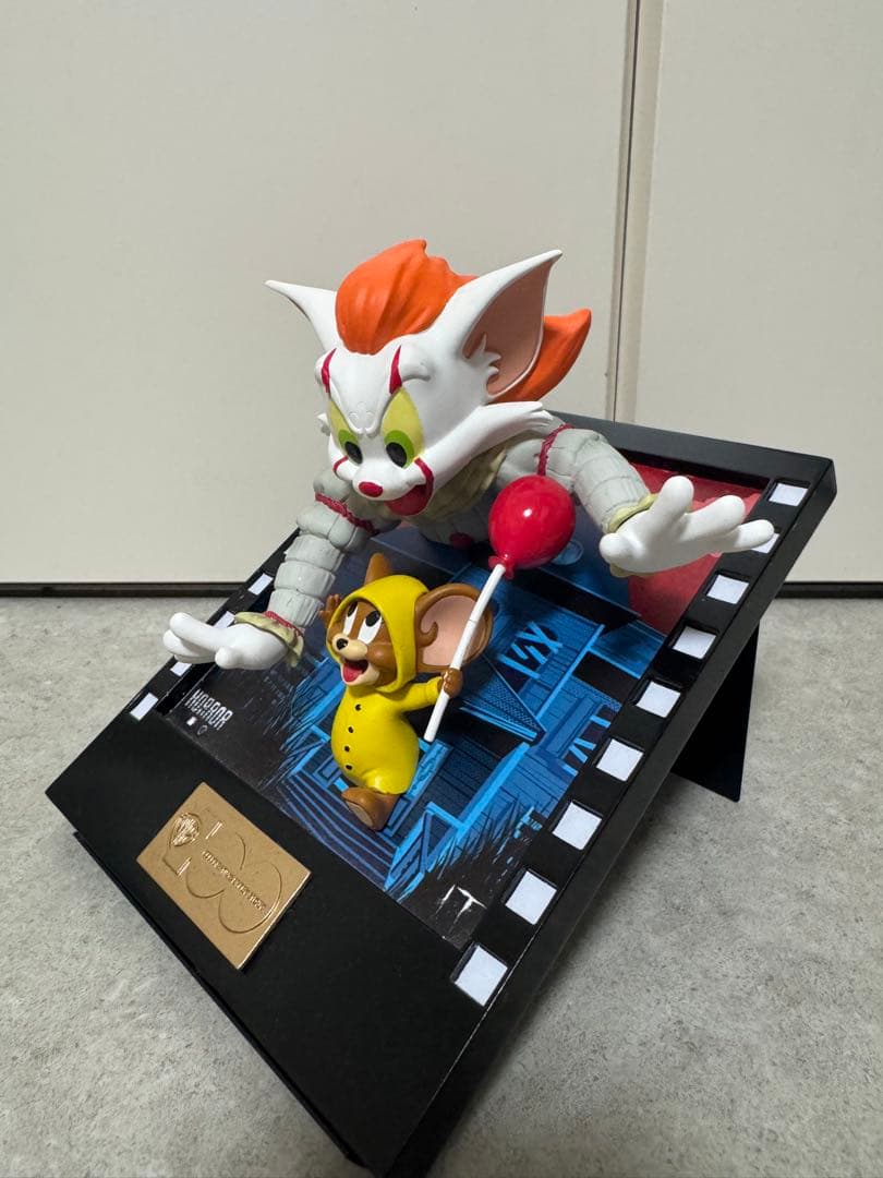 トムとジェリー It ワーナーブラザーズ 100周年 フィギュア