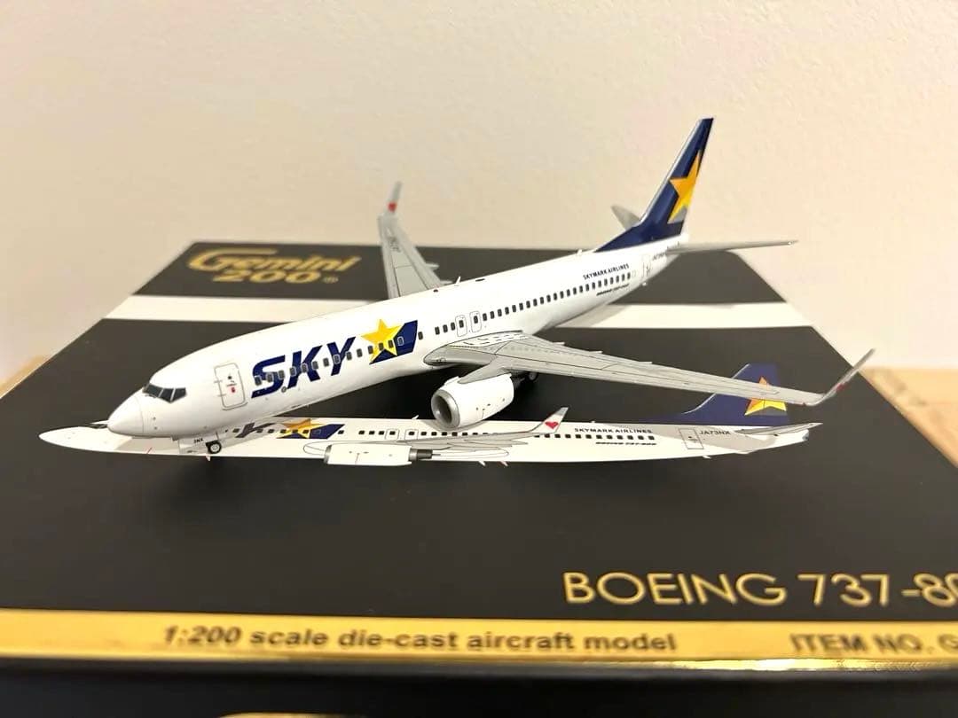 ★夜間飛行★ スカイマーク　737-800 （1/200）