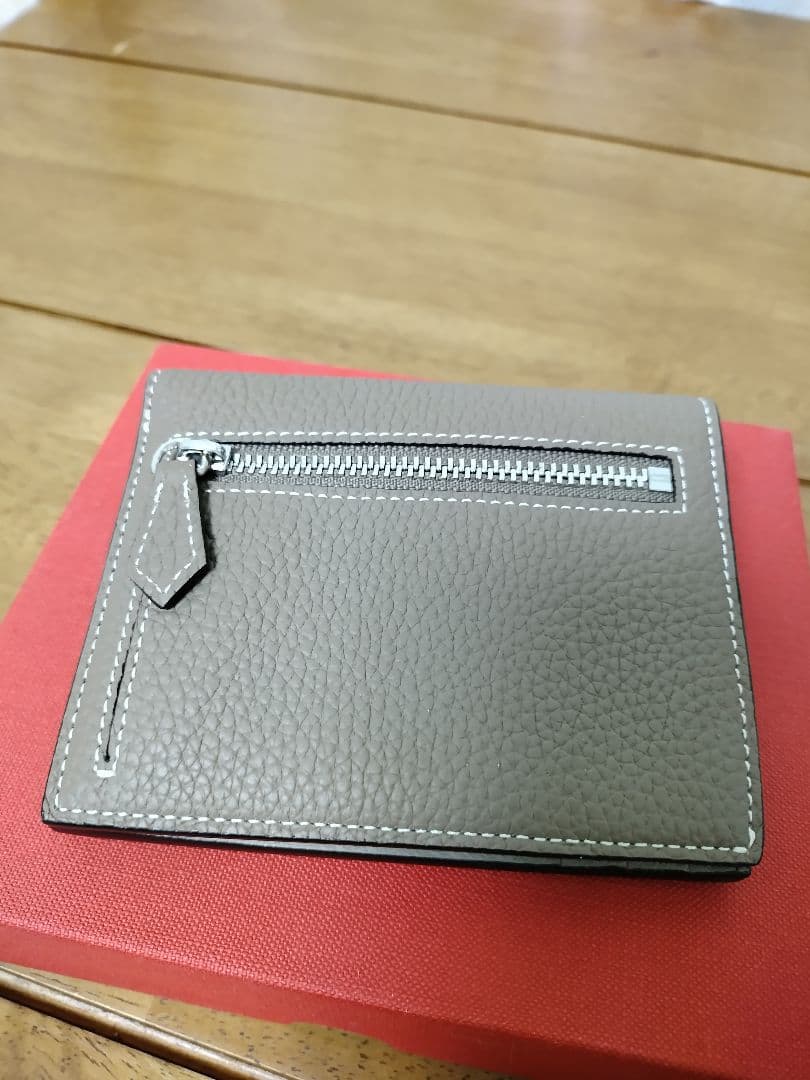 ボナベンチュラ　二つ折り財布　ラウラ　バイフォールドウォレット