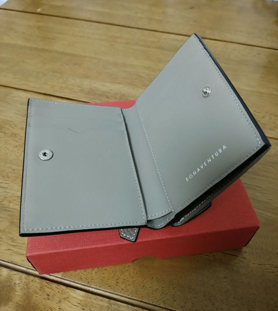 ボナベンチュラ　二つ折り財布　ラウラ　バイフォールドウォレット