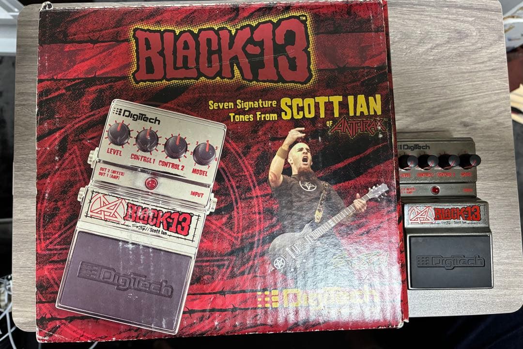 【希少品】Digitech Black-13 Anthrax Scott Ian