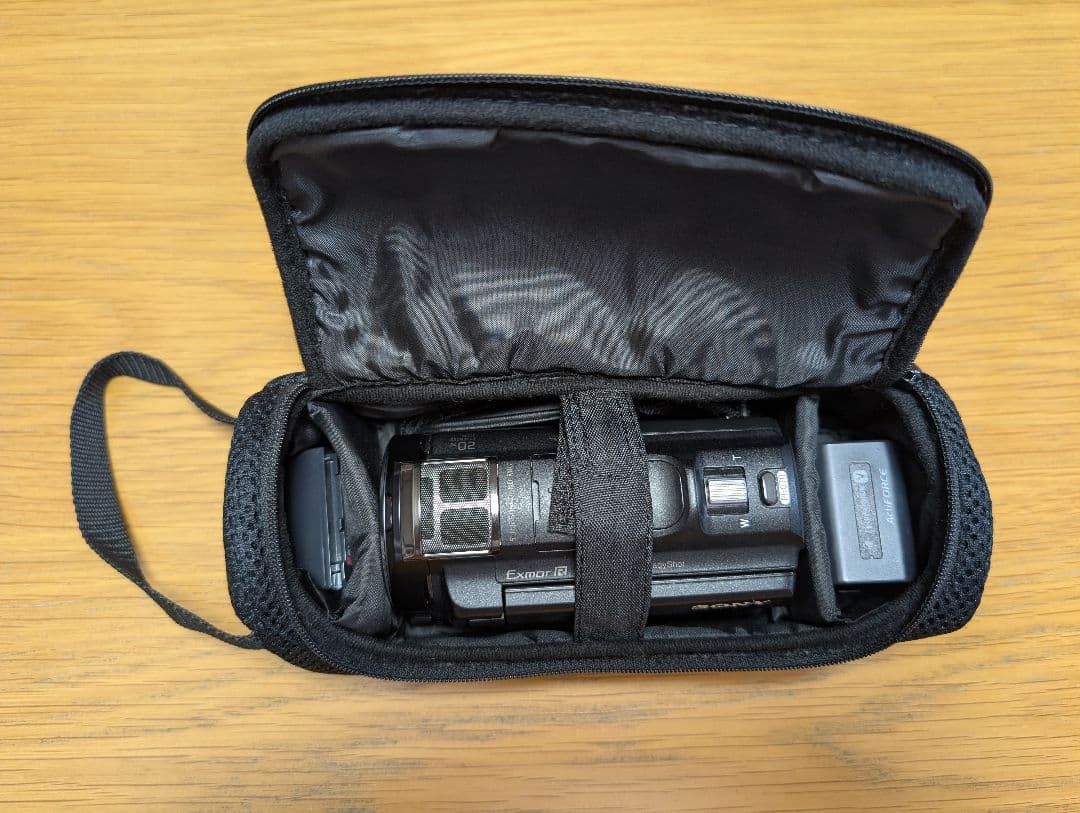 ソニー　SONY ビデオカメラ　HDR-CX630V　アクセサリーキット付き