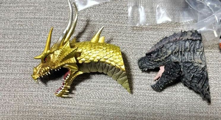 ゴジラ　一番くじ　モンスターヘッドマグネット　17種　18体セット