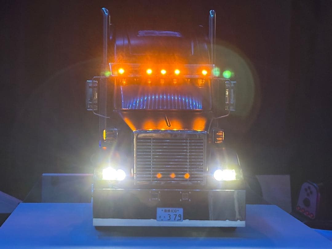 【TAMIYA】1/14ビッグトラック ナイトハウラー(プロポ付きフルオペ)