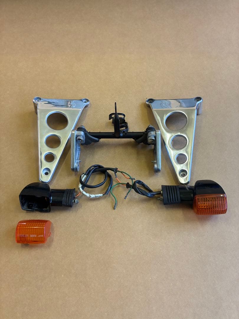 送料込み　CBR400F 1型　ライトステー　ウィンカー　純正　当時物