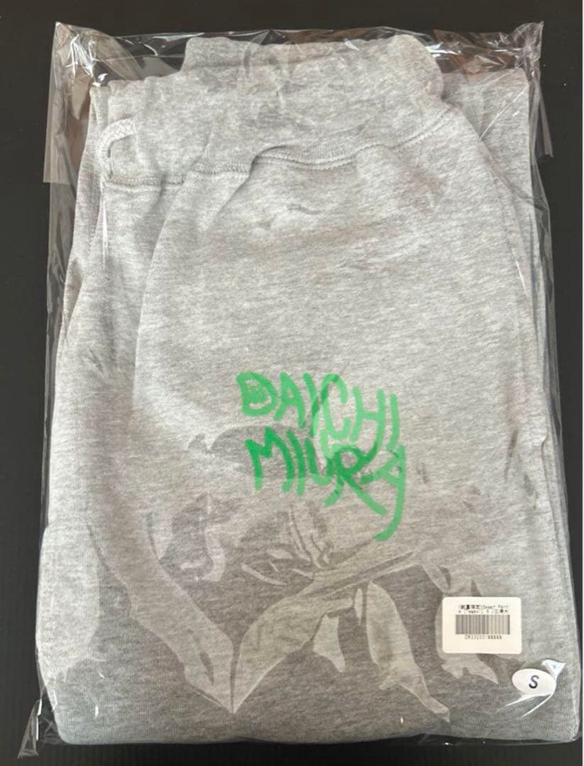 三浦大知　over スウェット　グッズ　S