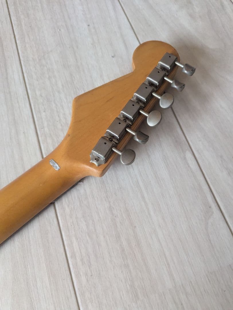 Marina M-STストラトタイプ エレキギター