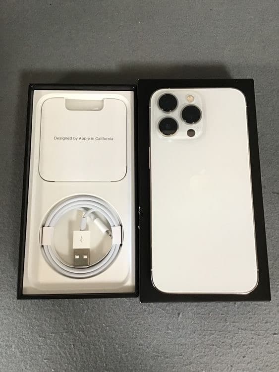 美品 Appleストア版 SIMフリー iPhone13 Pro 256GB