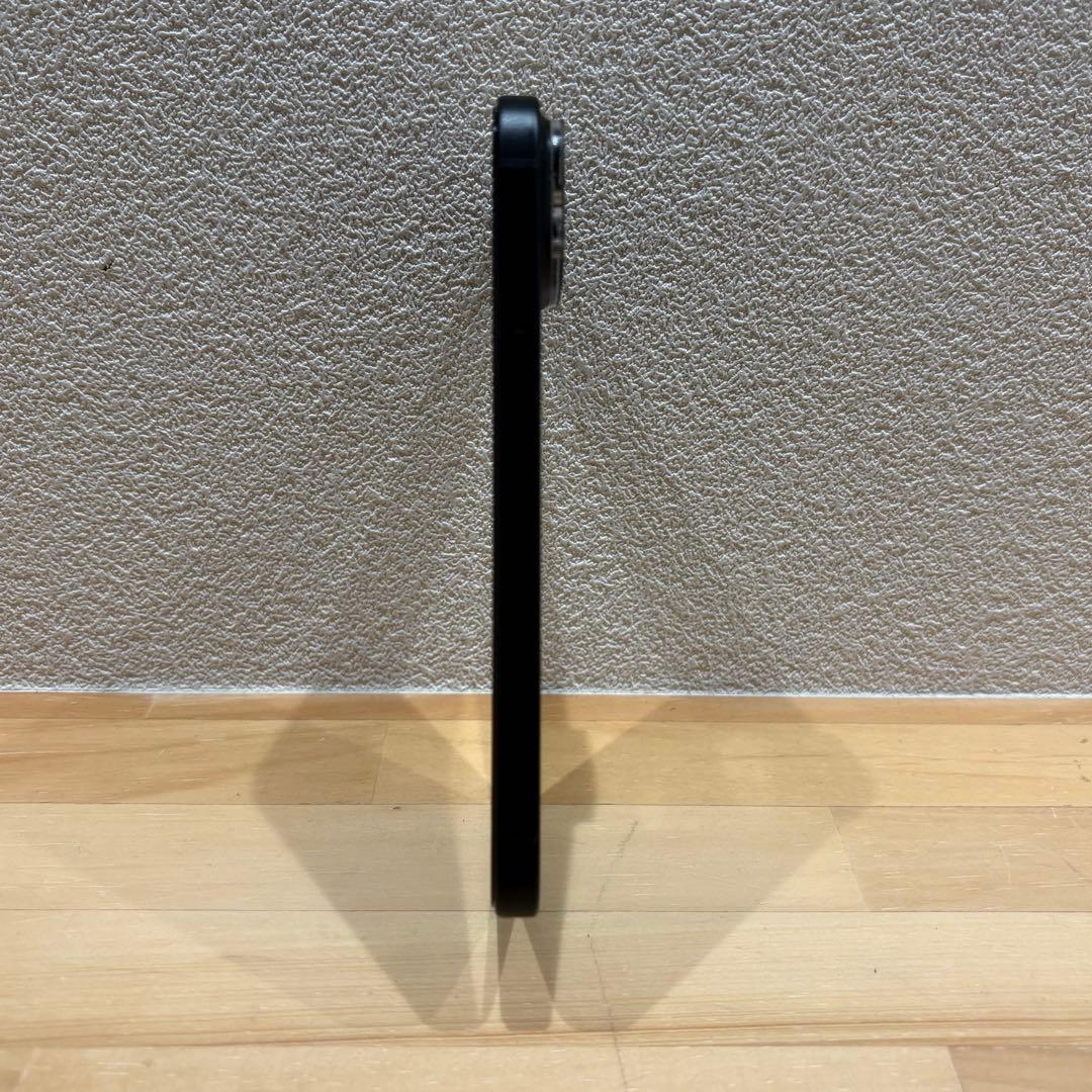 ★美品★ Apple iPhone 15 ブラック 256GB 本体